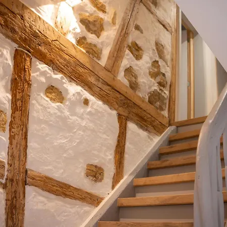 Super Broussard Jaktstuga *