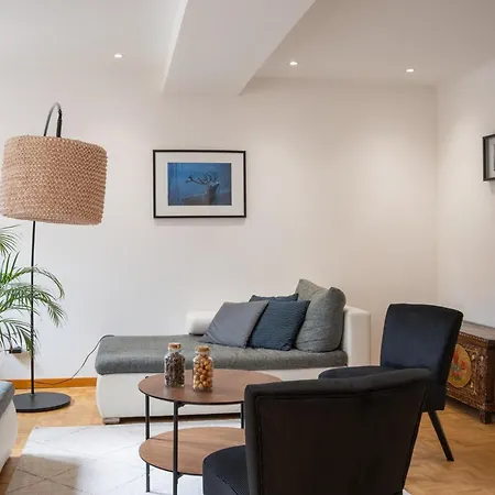 Jaktstuga Super Broussard Eguisheim