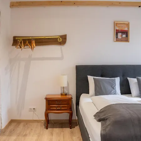 Jaktstuga Super Broussard